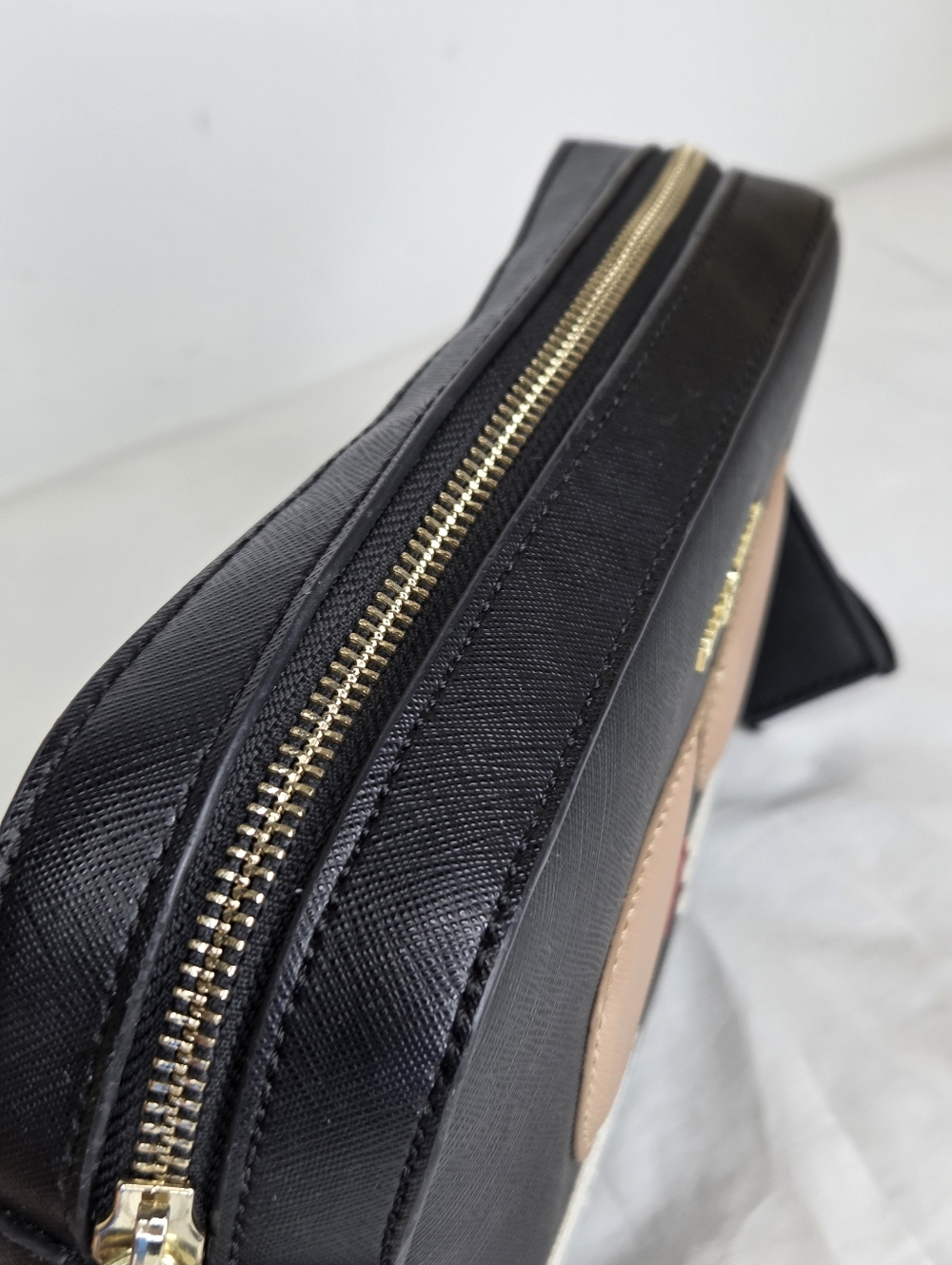 Karl Lagerfeld Black Cat Face Crossbody Bag - Picture 4 of 16